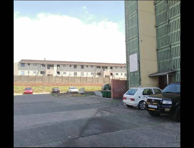 2 BEDROOM FLAT SOLD IN SYDENHAM